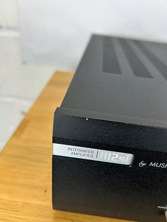 Image of Musical Fidelity M2si Integrated Amplifier - Black - Preowned For sale at iDreamAV