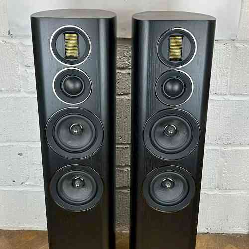 Used Wharfedale Evo 4.4 Floors...